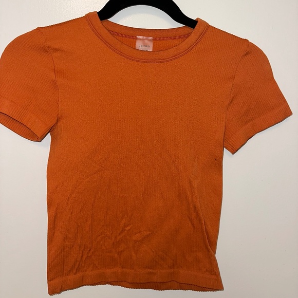 Sunday Best Seamless Crew-Neck T-Shirt - Picture 1 of 2
